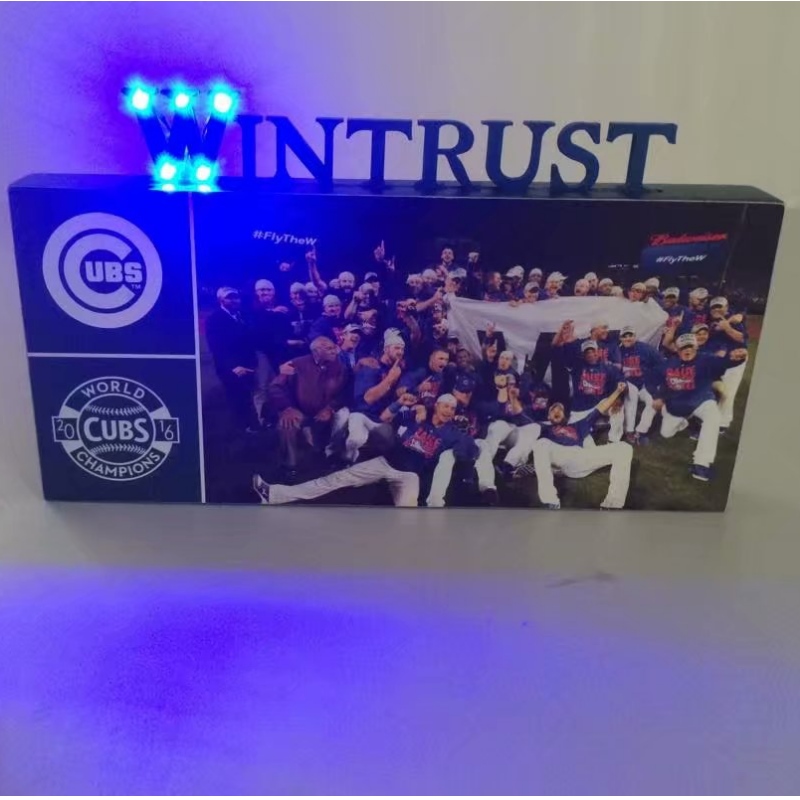 Video Board mit LED Letters Lights Wintrust